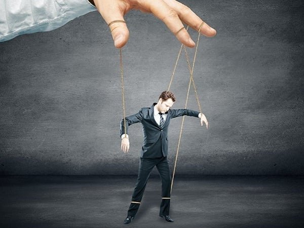 Manipulative