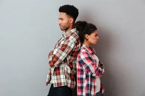 Why Emotional Intimacy Fades – And How to Bring It Back