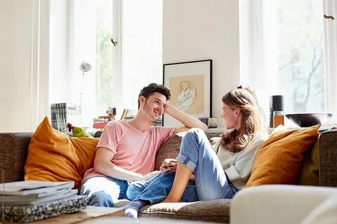 Small Gestures That Build Emotional Intimacy