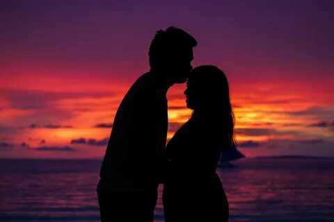 Why You Keep Attracting Emotionally Unavailable People